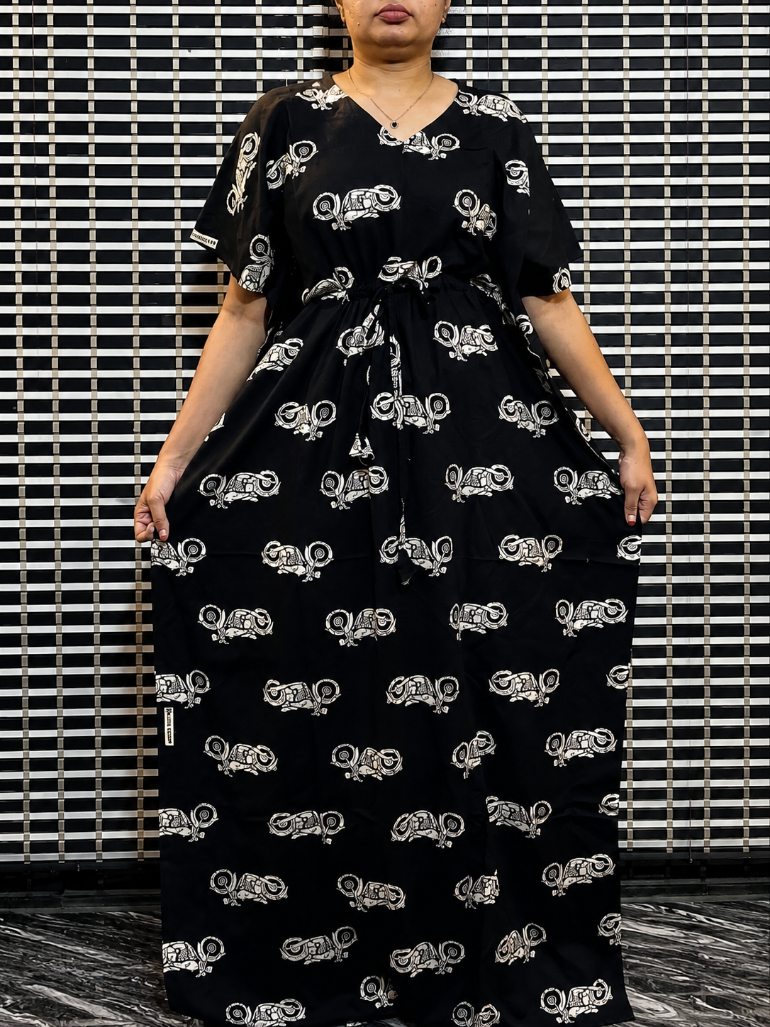 2026/08/98554.png Black bullet Kaftan - Image 1
