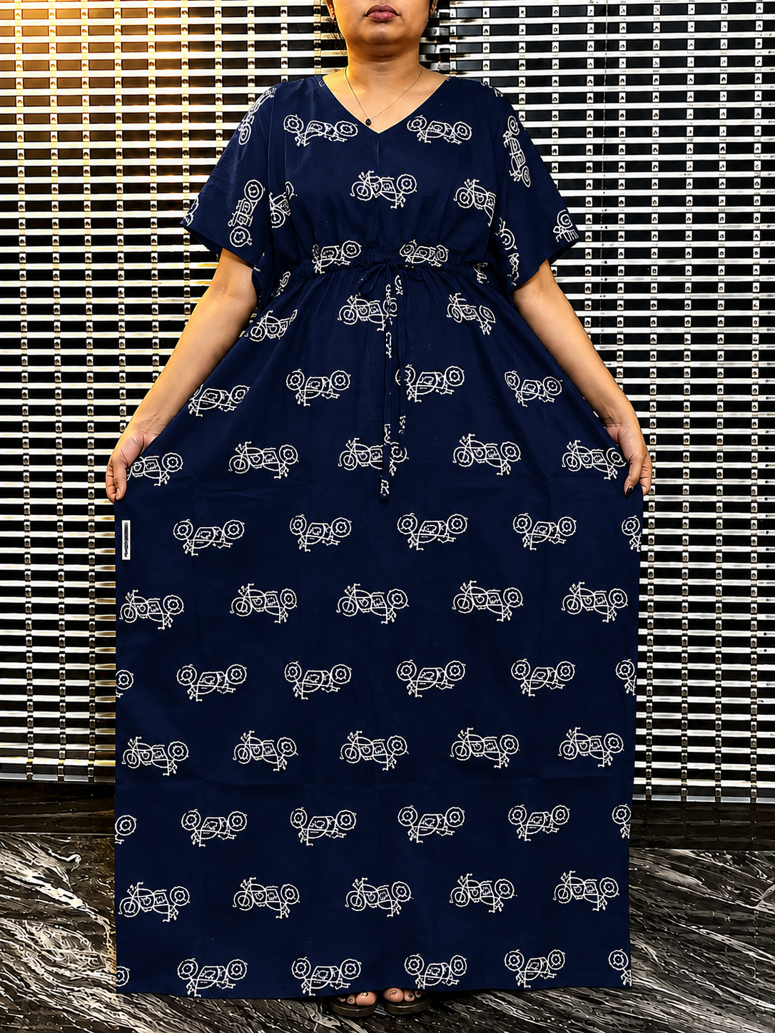 2026/08/98573.png Navy blue bullet Kaftan - Image 1