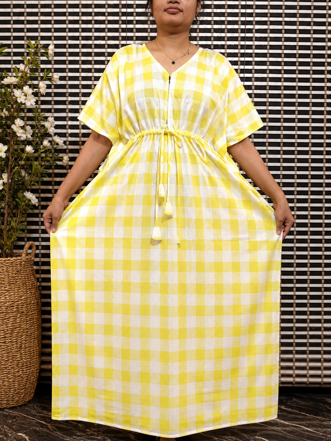 2026/09/101041.png Yellow check Kaftan - Image 1