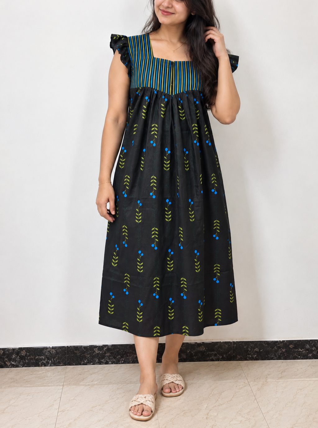 2026/09/106040.png Black blossom frock - Image 1