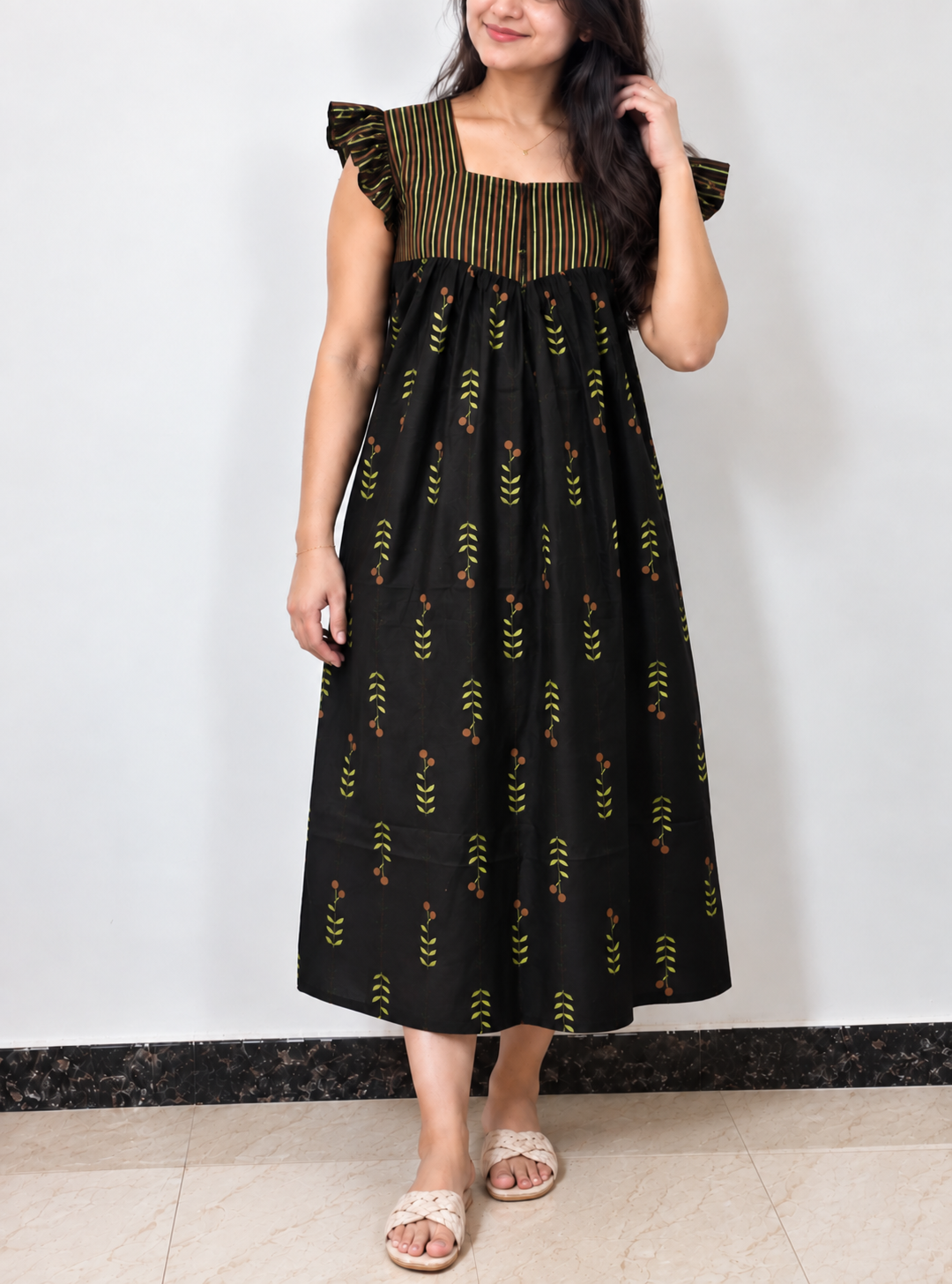 2026/09/106051.png Black blossom frock - Image 1