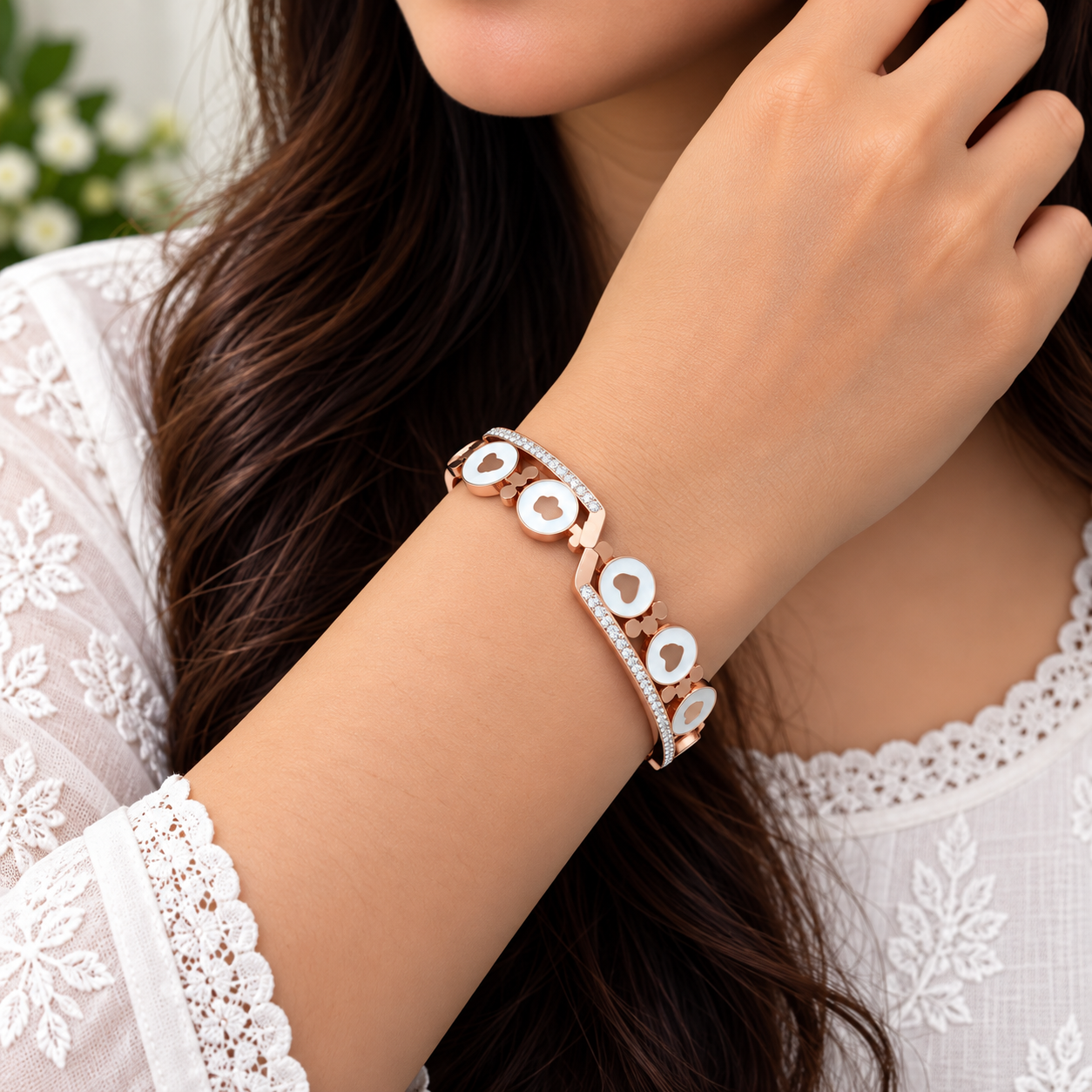 2026/09/107875.png Clip bangle - Image 1