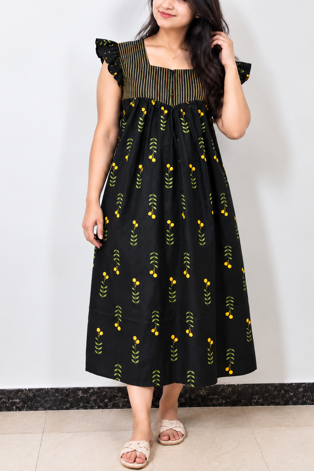 2026/09/112992.png Black blossom frock - Image 1