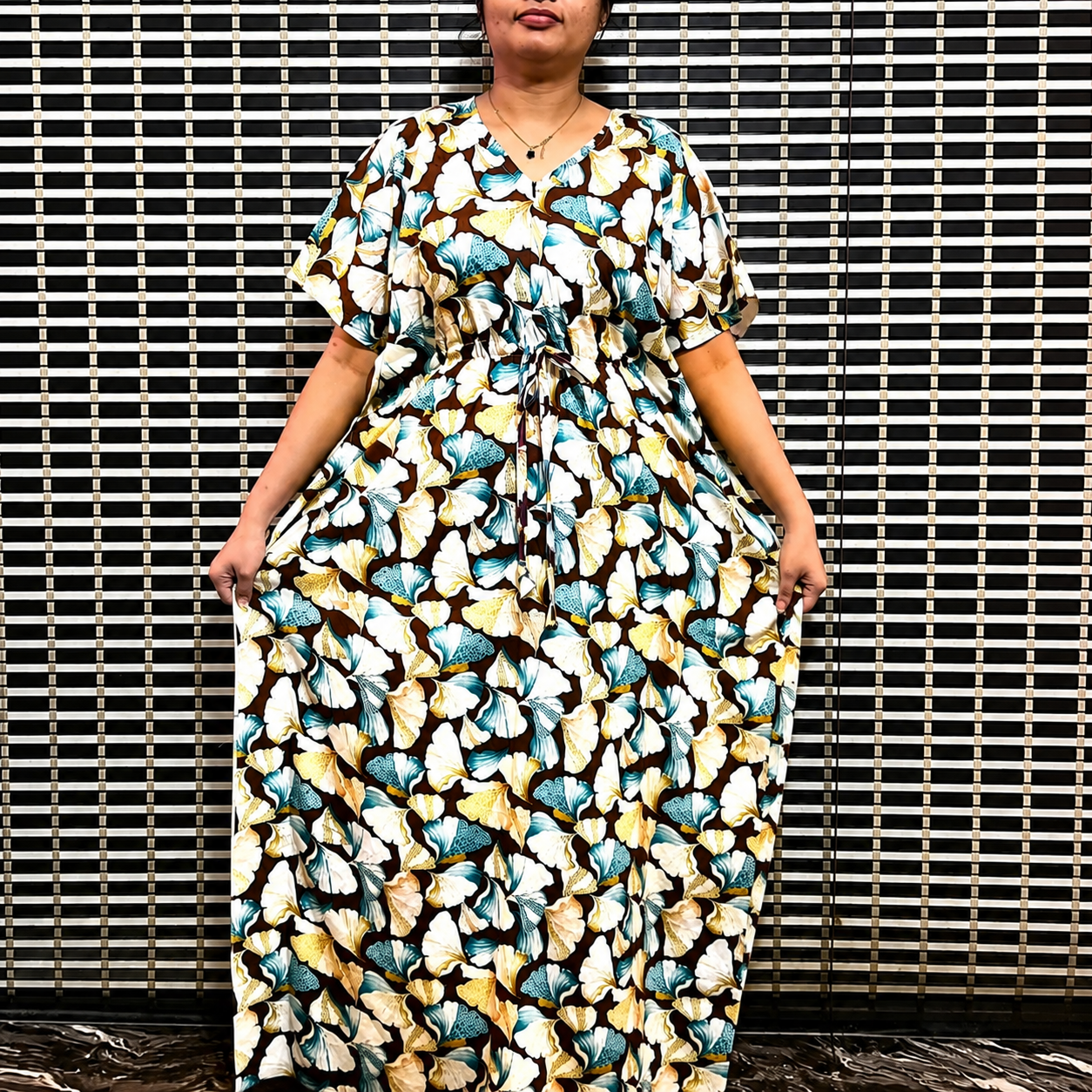 2026/09/99533.png Floral Kaftan - Image 1