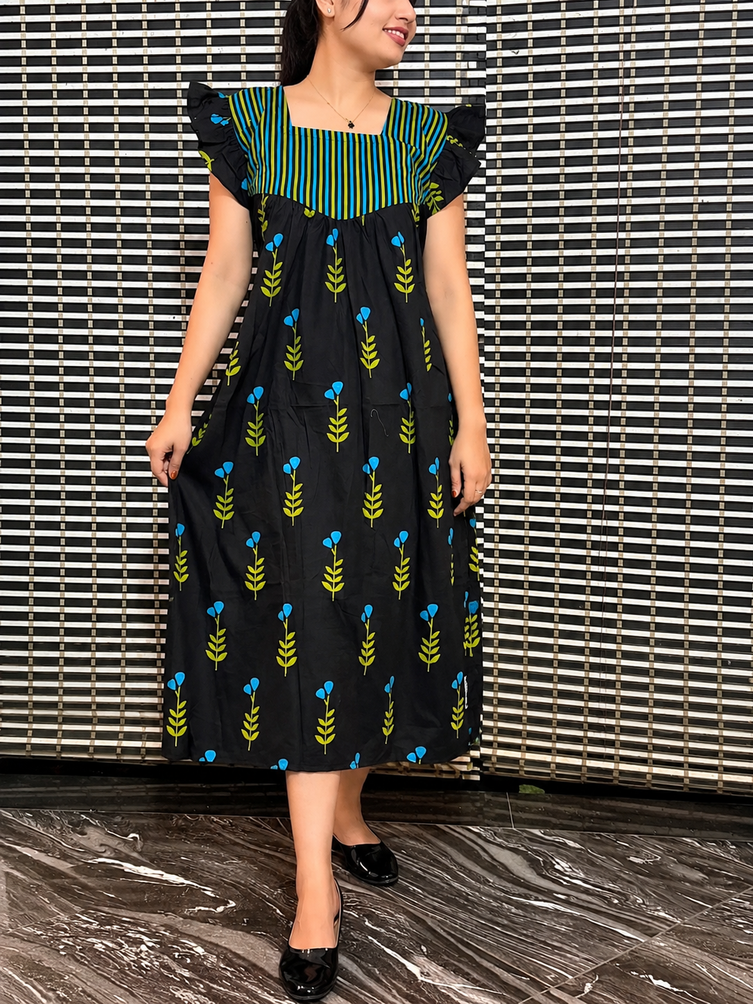 2026/10/122061.png Black blossom frock - Image 1